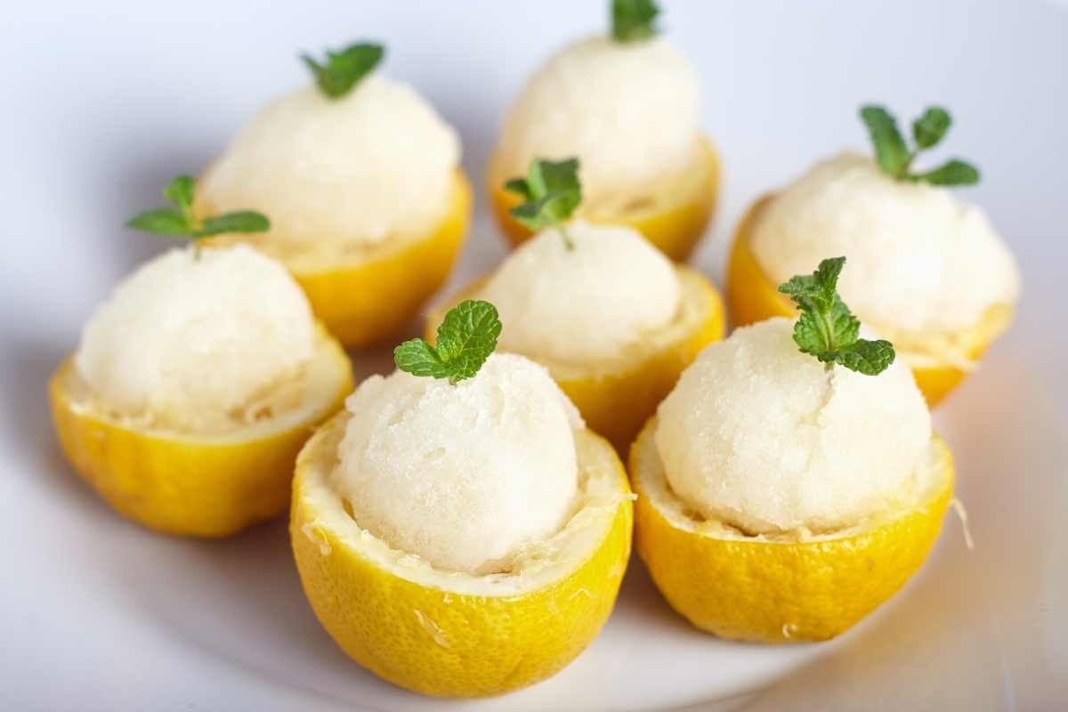 limoni ripieni di crema