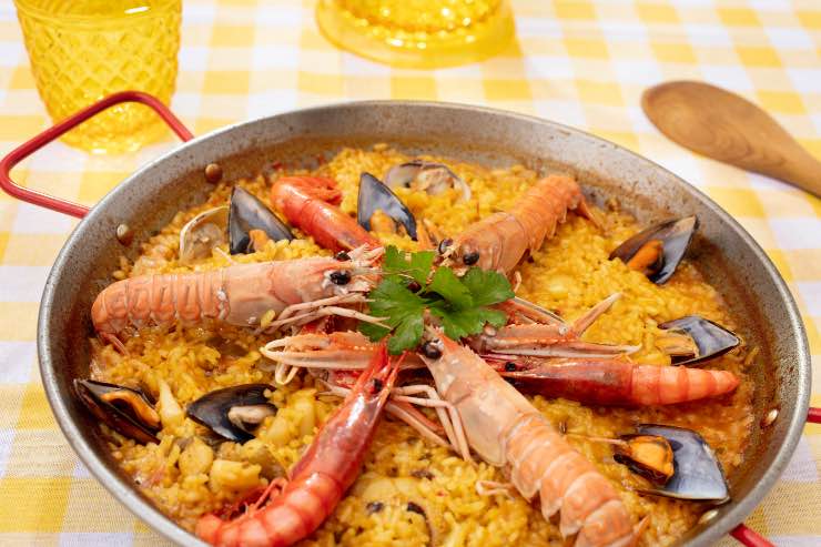 Paella fatta in casa: ricetta facile